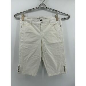 Gloria Vanderbilt Skimmer Capri Pants White Size 16W Slimming Effect Button Hem